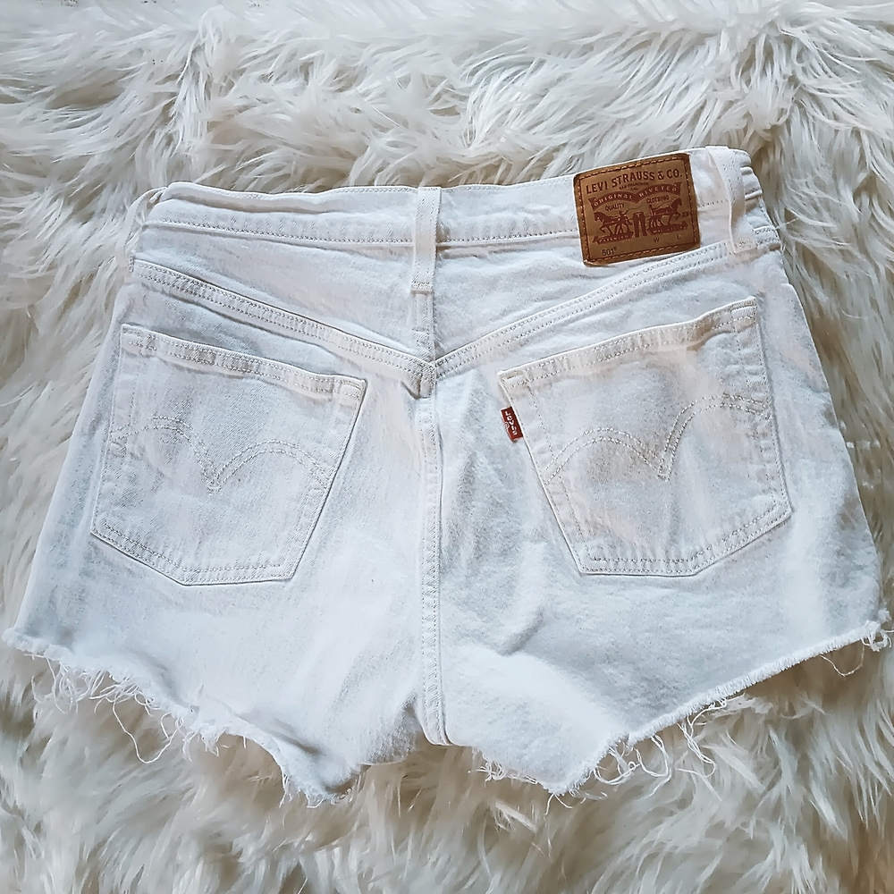 Levi's White High Waist Women’s Denim Shorts